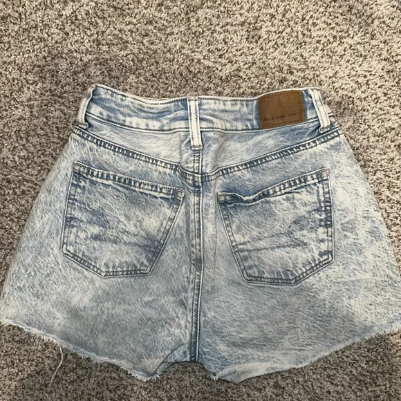 American Eagle Outfitters Light Blue Jean Shorts - Picture 2 of 3